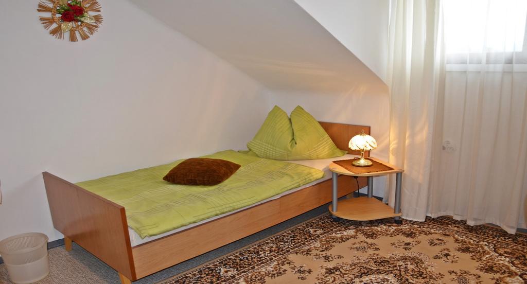 Gasthof-Pension Karawankenblick Pörtschach am Wörthersee Eksteriør billede